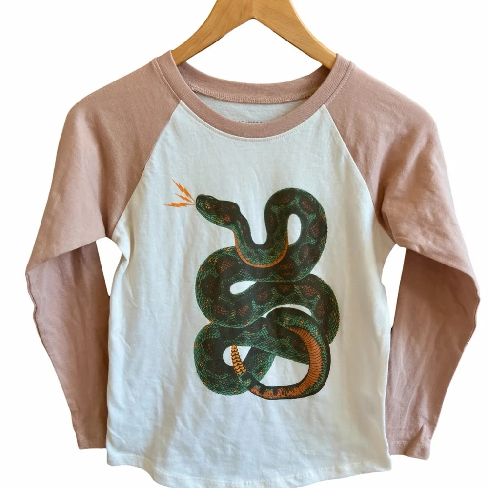 Tiny Whales RARE Raglan shirt with snake Size 8 100% cotton‎